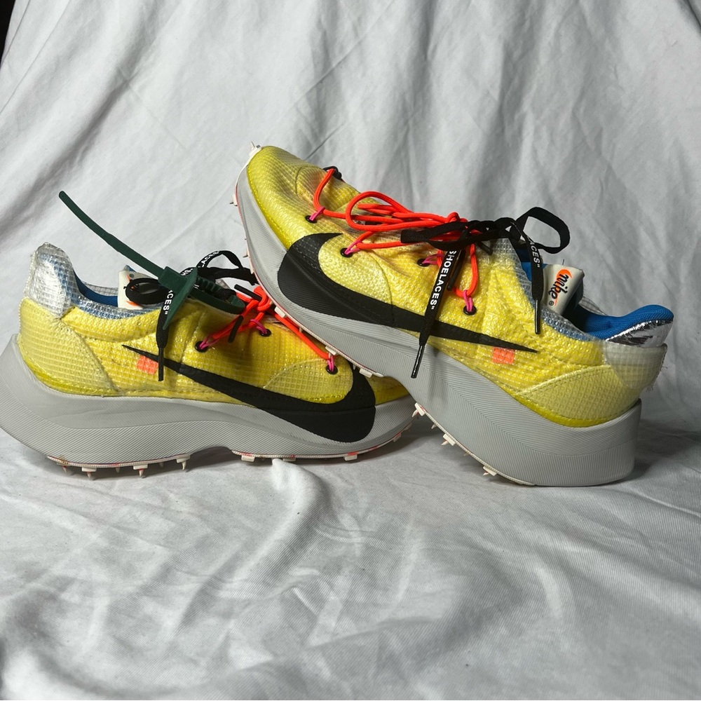 Size 14W Off white nike vapor street “tour yellow”